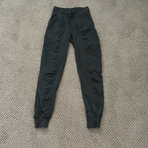 Green lululemon joggers size 0